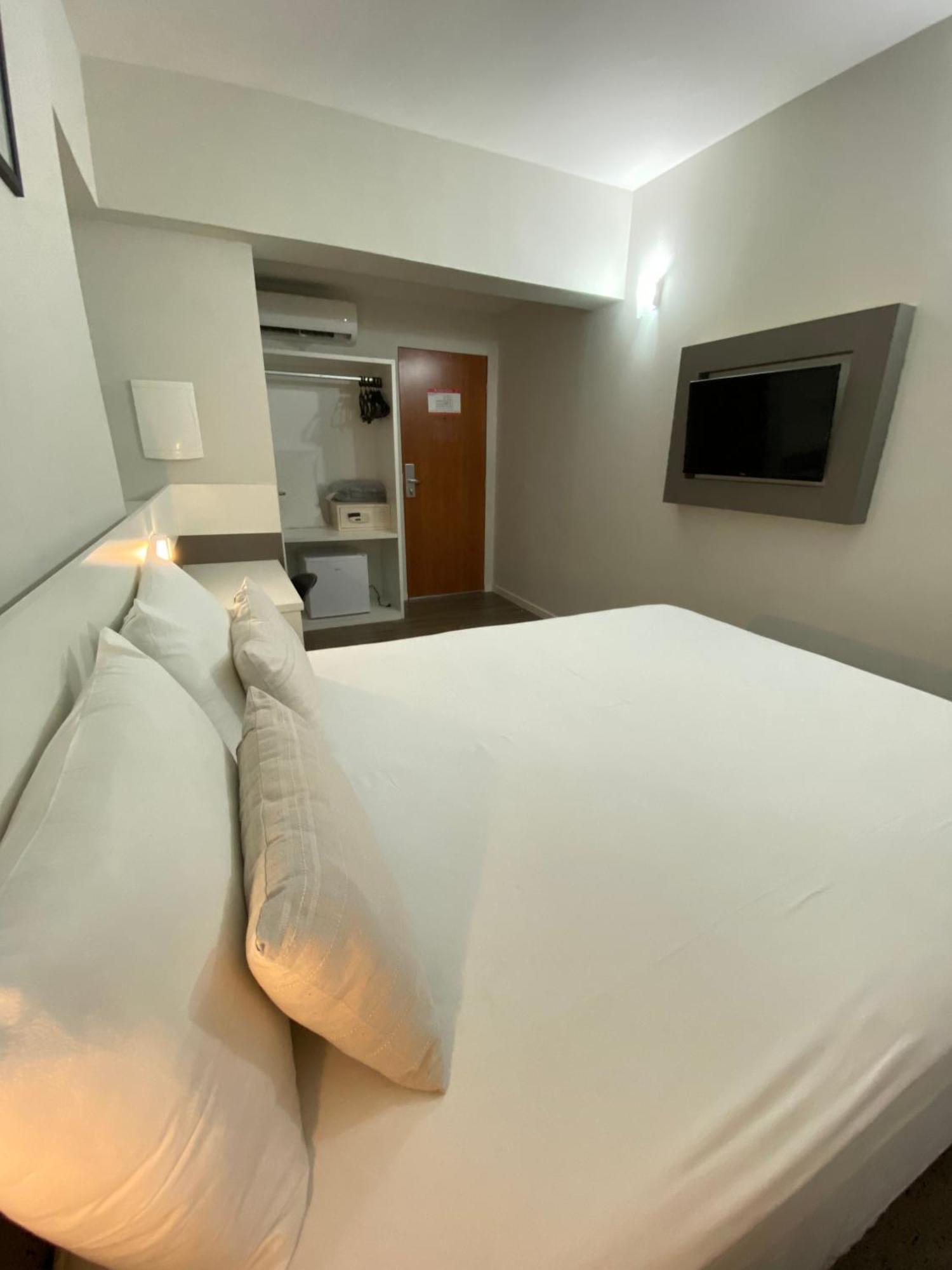 It'S Hotel Caratinga Exterior foto